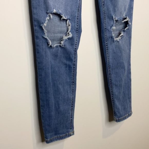Free people Jeans: Size 27R - Picture 2 of 6